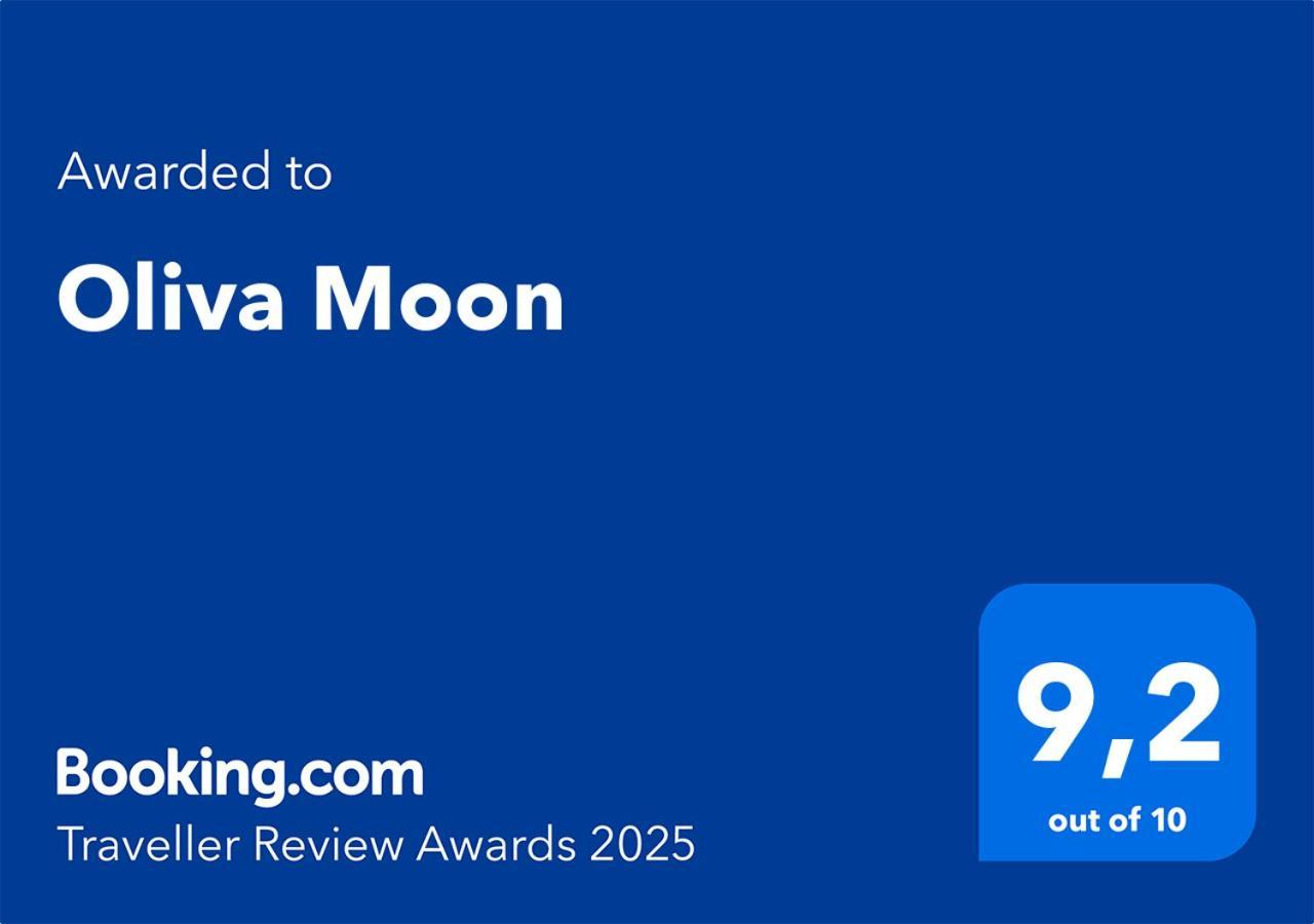 Oliva Moon Appartement Buitenkant foto